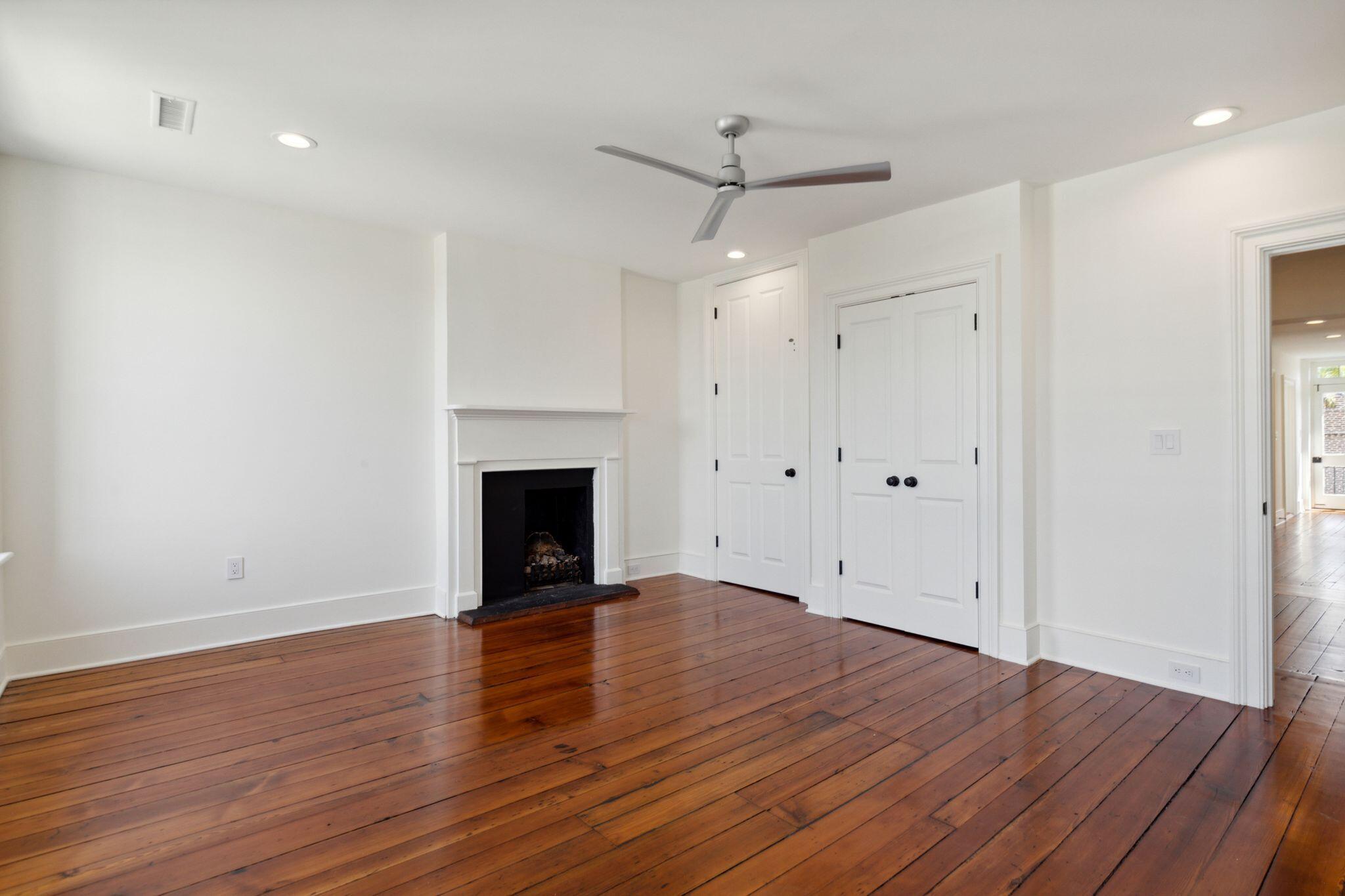 45 Hasell Street, Unit 1 Charleston, SC 29401 - Photo 8 of 41 45HasellSt-KeenEyeMarketing-007