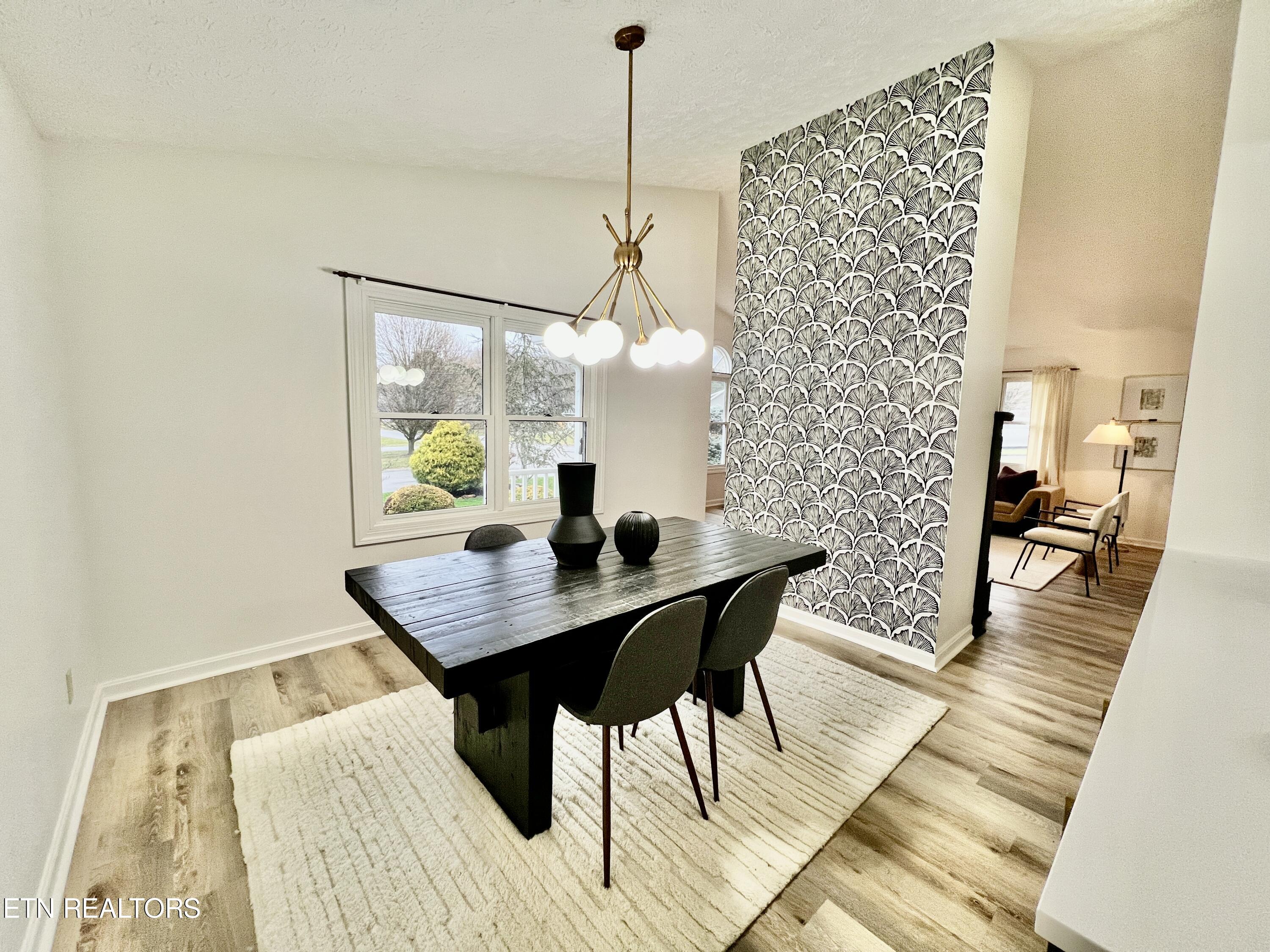 2525 Sherwin