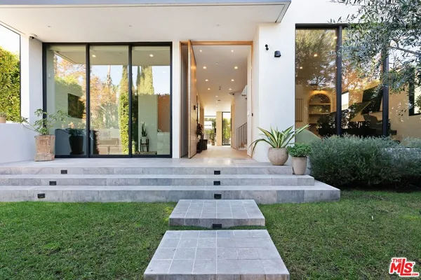 $20,000 | 6258 Drexel Avenue, Los Angeles, CA 90048
