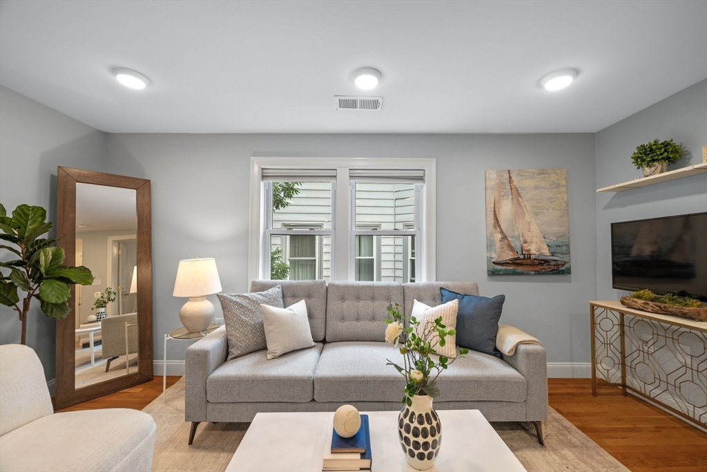 179 Rindge Avenue, Unit 3 Cambridge, MA 02140 - Photo 7 of 32