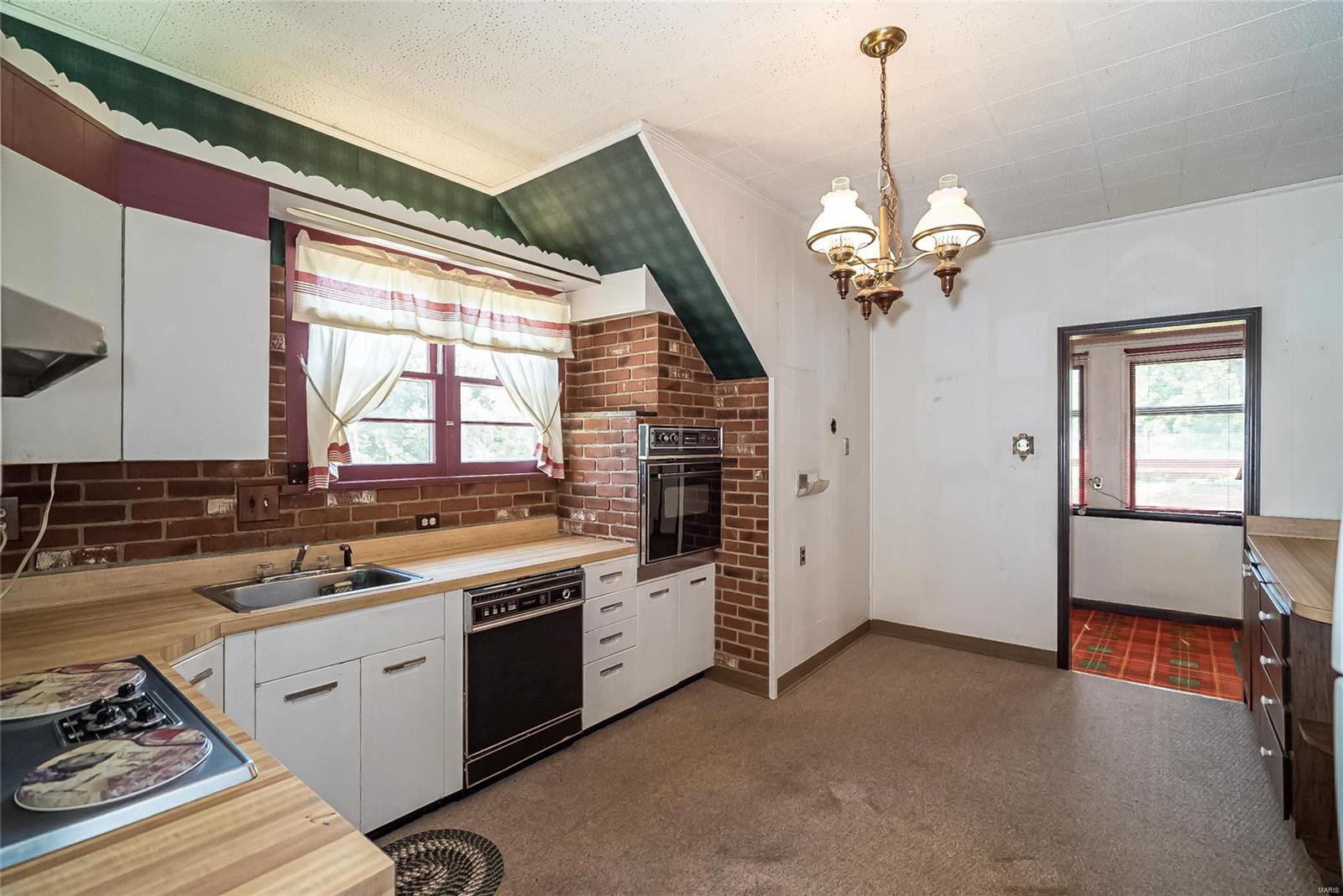 12024 Theiss Road St. Louis, MO 63128 - Photo 22 of 76 Gallery Image 22