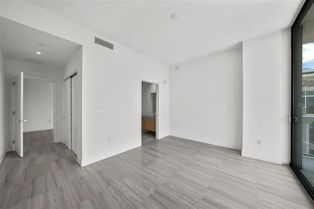 $19,000 | 3101 Bayshore Boulevard, Unit 2004, Tampa, FL 33629