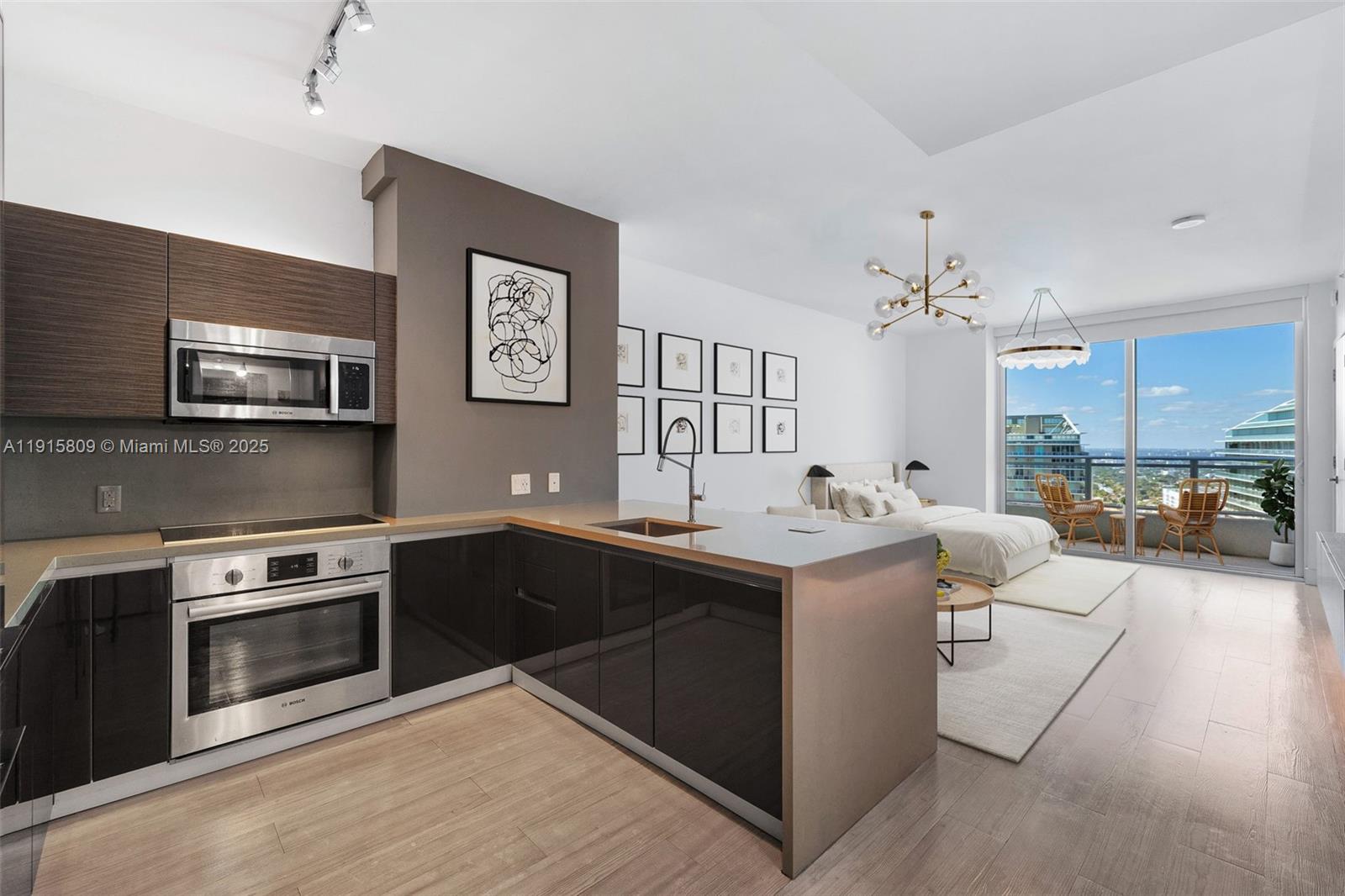 1080 Brickell Avenue, Unit 3705 Miami, FL 33131 - Photo 2 of 32