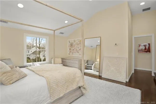 $11,000 | 54 Country Club Road, Darien, CT 06820