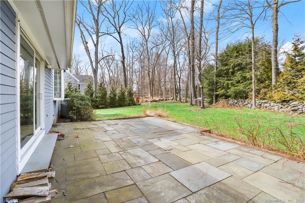 54 Country Club Road Darien, CT 06820 - Photo 34 of 40