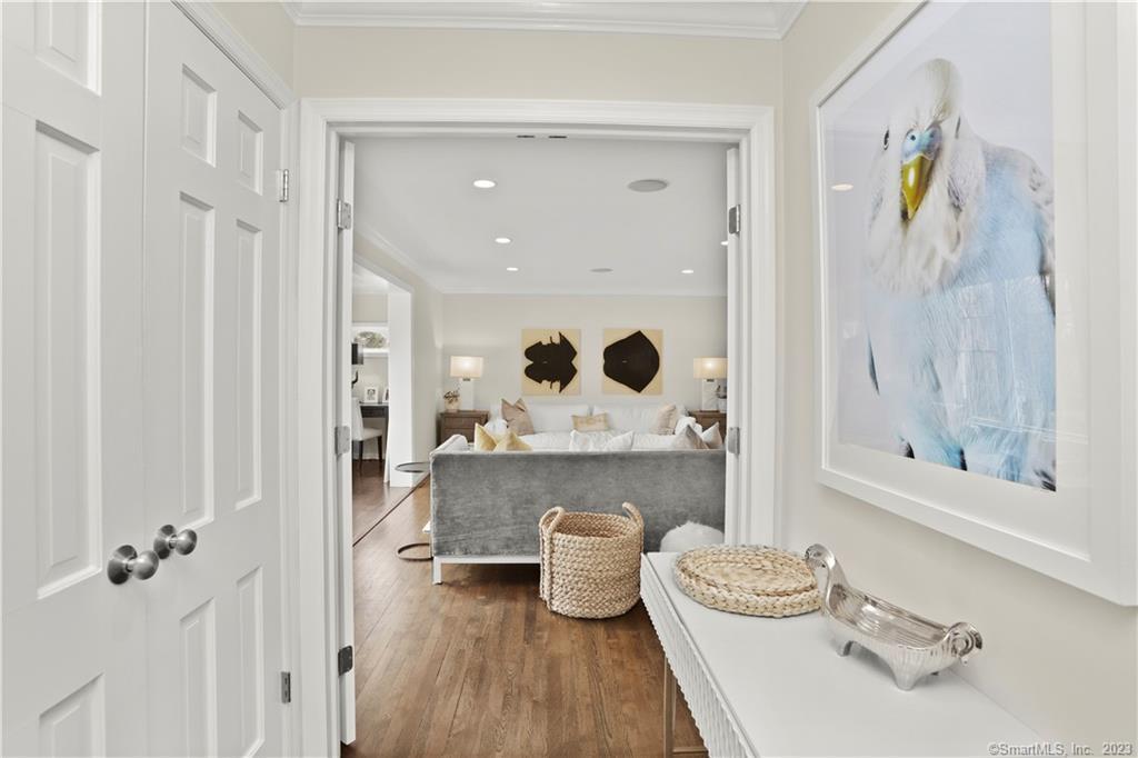 54 Country Club Road Darien, CT 06820 - Photo 6 of 40