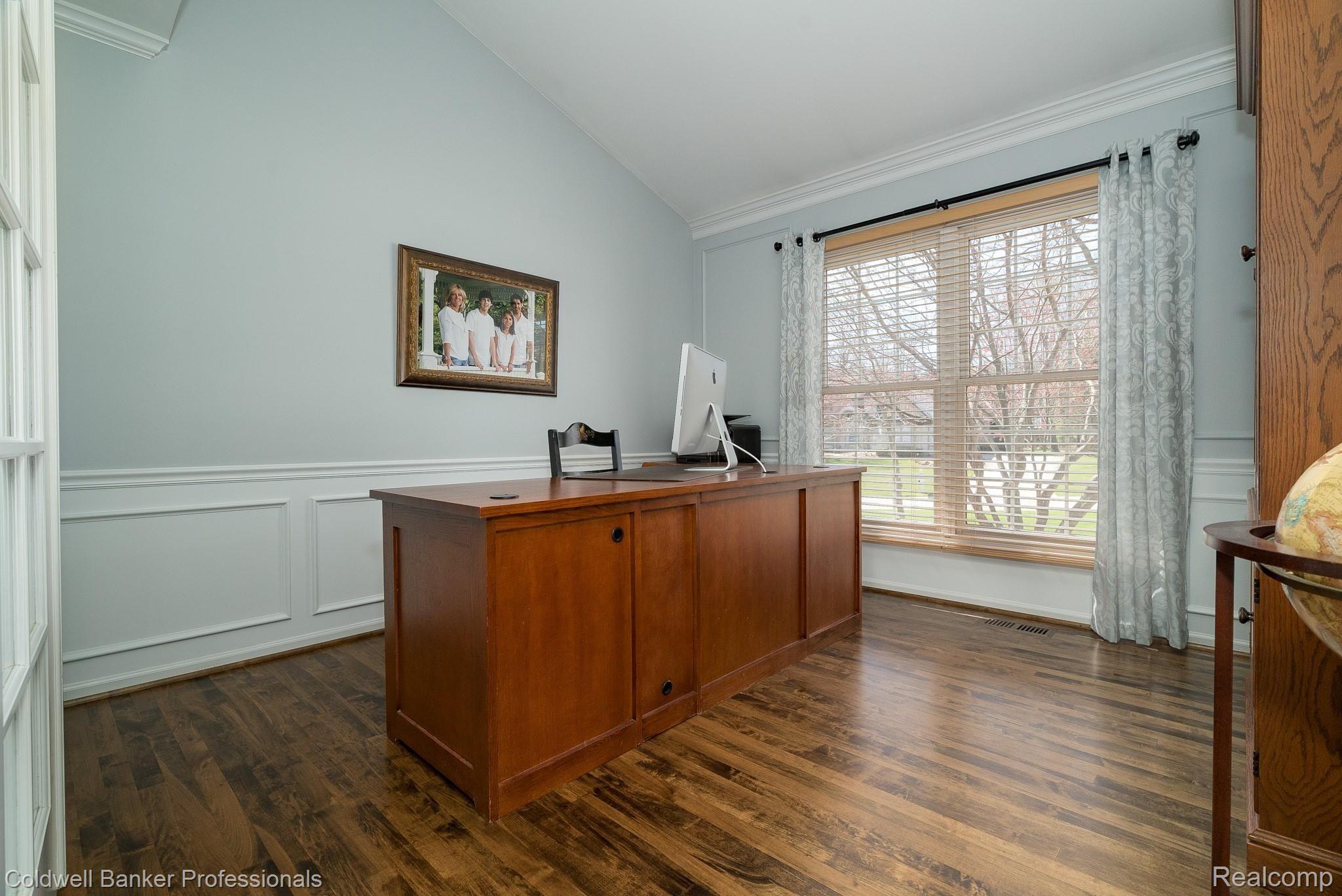 3822 Red Root Road Lake Orion, MI 48360 - Photo 6 of 42 Executive office with french doors and moldings