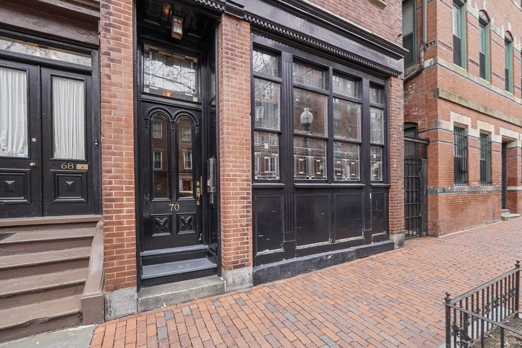 70 Clarendon Street, Unit 1 Boston, MA 02116 - Photo 17 of 19