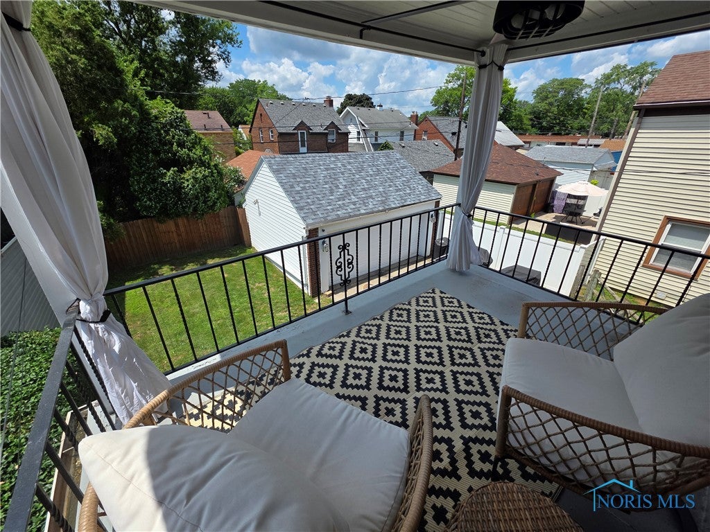 3935 Garrison Road Toledo, OH 43613 - Photo 19 of 29 Balcony