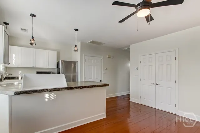 $1,800 | 303 West Henry Street, Unit B, Savannah, GA 31401