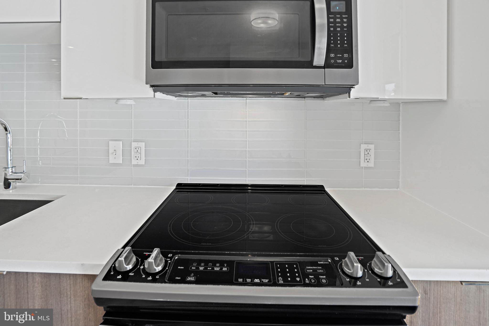 911 2nd Street Northeast, Unit 305 Washington, DC 20002 - Photo 7 of 34