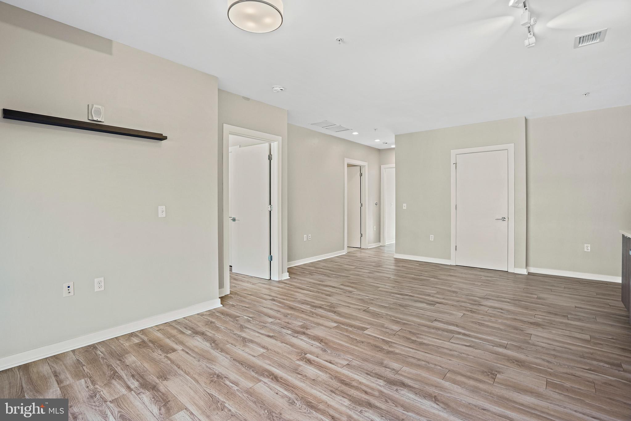 911 2nd Street Northeast, Unit 305 Washington, DC 20002 - Photo 10 of 34