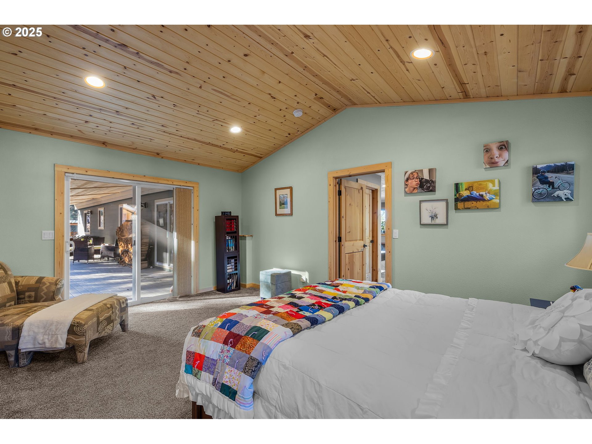 26508 Rainbow Road Canyon City, OR 97820 - Photo 13 of 48