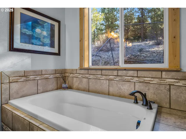 $635,000 | 26508 Rainbow Road, Canyon City, OR 97820
