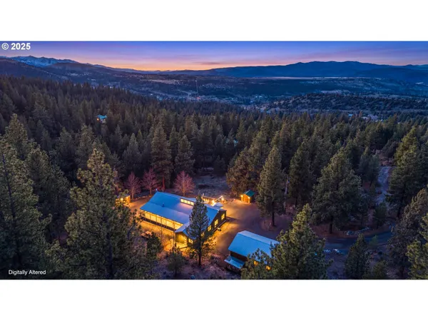 $635,000 | 26508 Rainbow Road, Canyon City, OR 97820