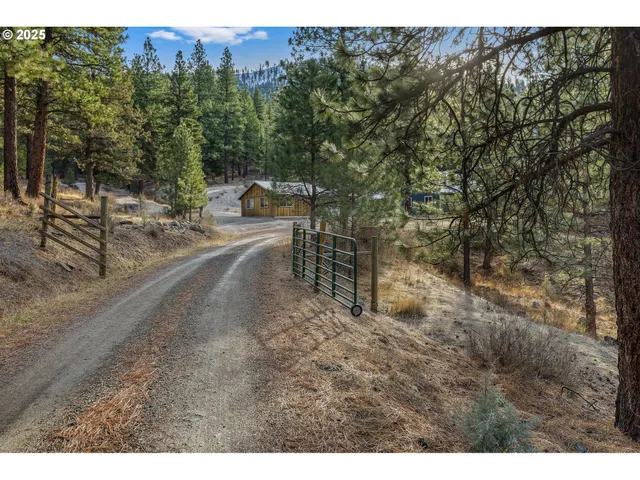$635,000 | 26508 Rainbow Road, Canyon City, OR 97820