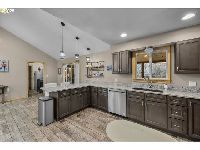 $635,000 | 26508 Rainbow Road, Canyon City, OR 97820