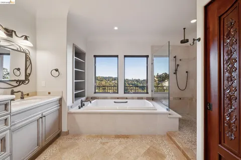 $2,475,000 | 6611 Elverton Drive, Oakland, CA 94611