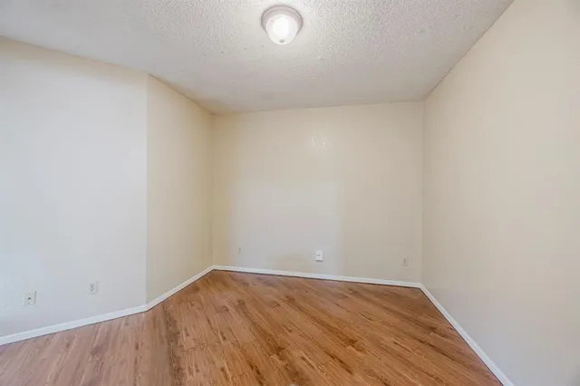 $115,000 | 1608 Pecan Chase Circle, Unit 42, Arlington, TX 76012