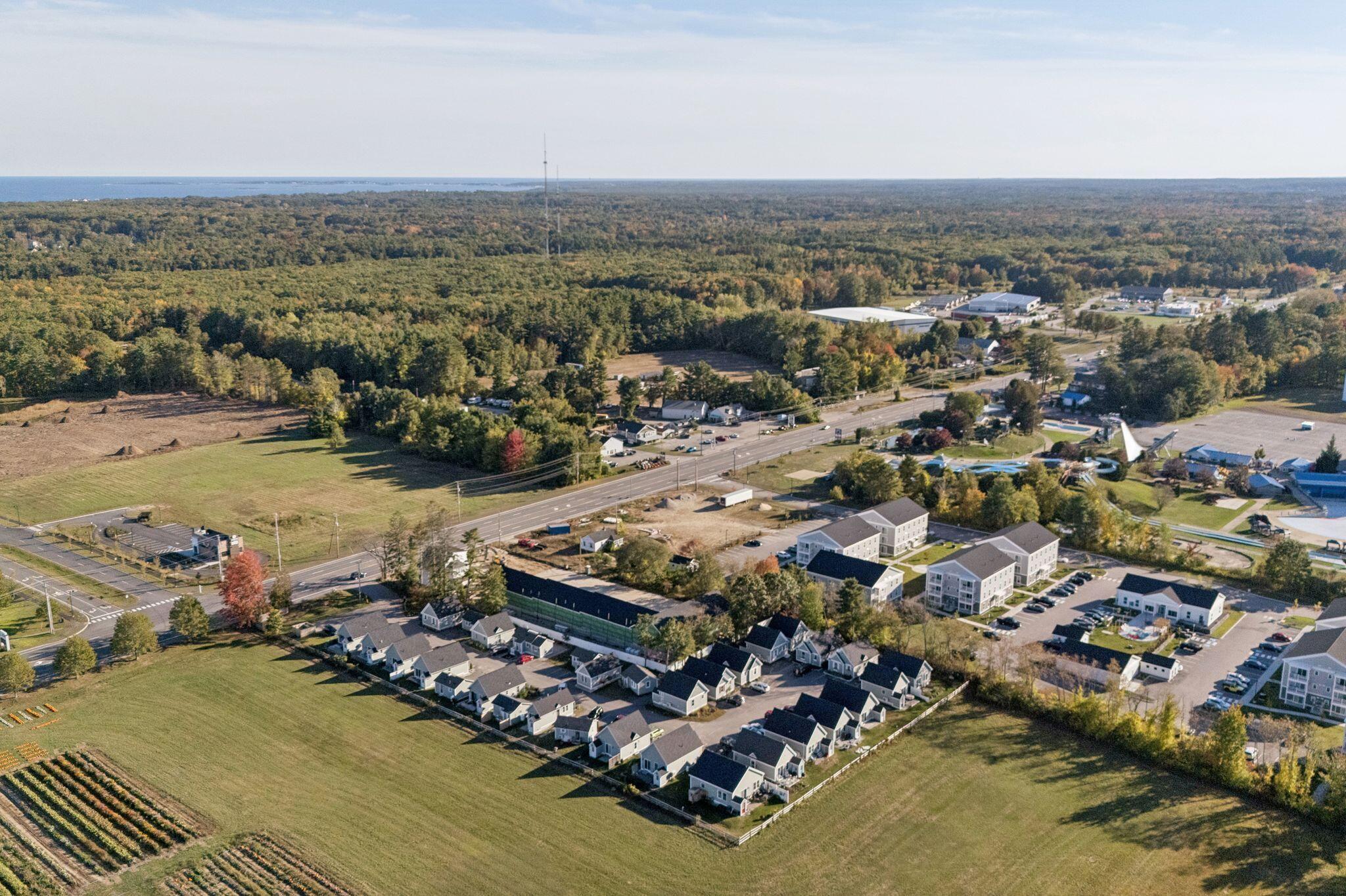 994 Portland Road, Unit 4 Saco, ME 04072 - Photo 8 of 26 9_DJI_20250930161241_0313_D