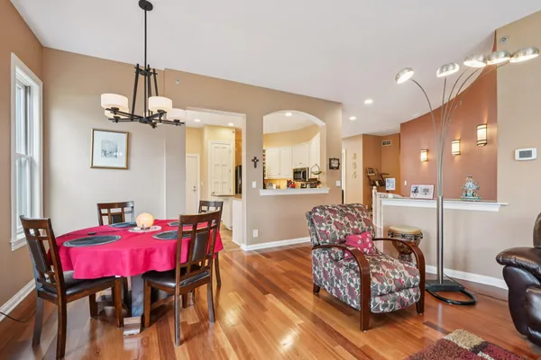 $669,900 | 885 Rocky Point, Unit C, Brookfield, WI 53005
