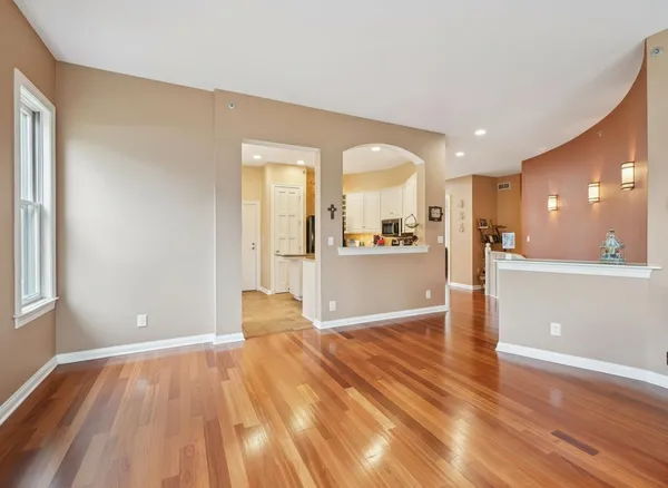 $649,900 | 885 Rocky Point, Unit C, Brookfield, WI 53005