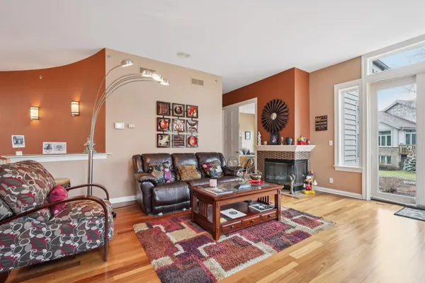 $669,900 | 885 Rocky Point, Unit C, Brookfield, WI 53005