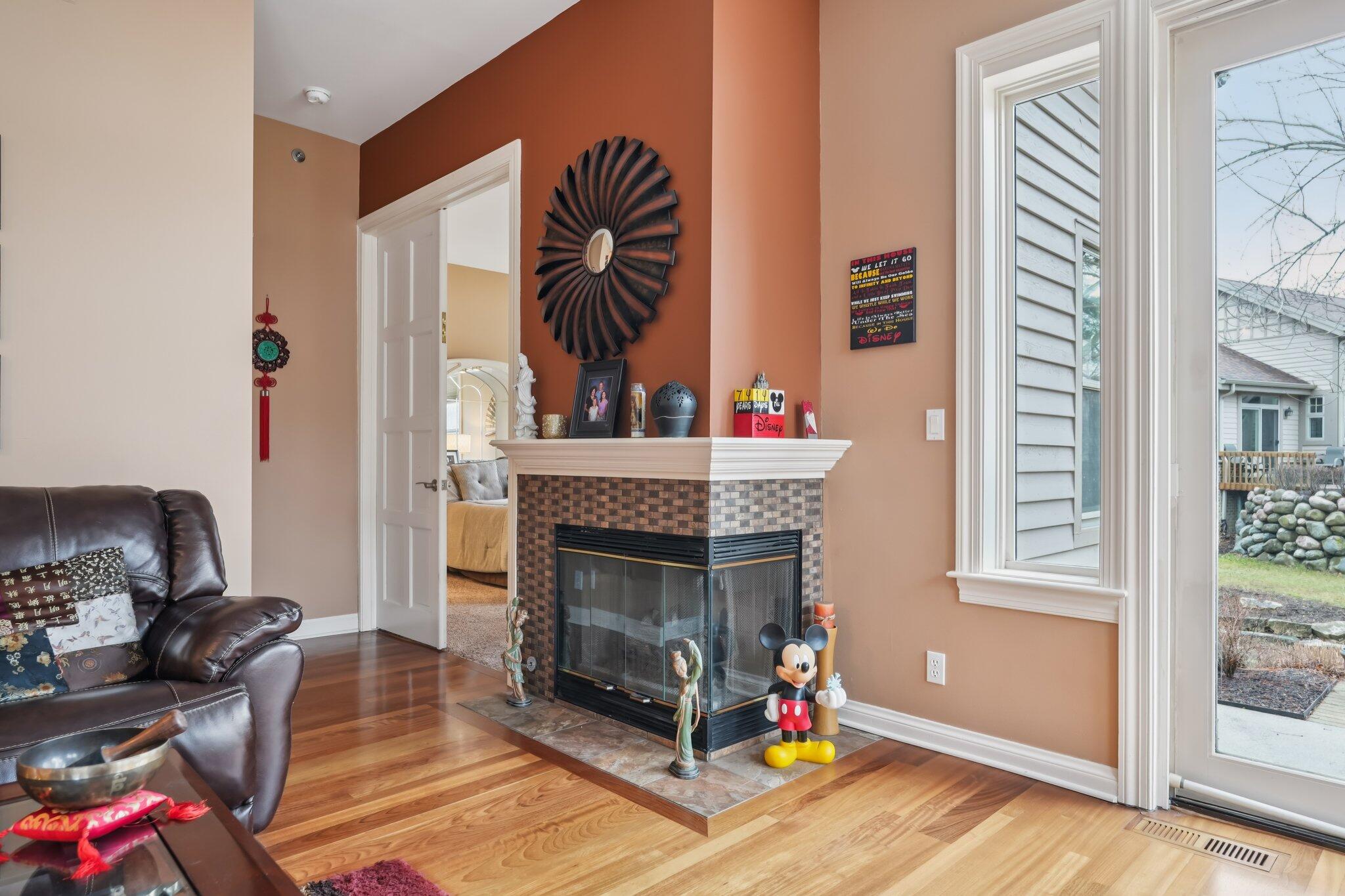 885 Rocky Point, Unit C Brookfield, WI 53005 - Photo 11 of 38 Living Room - Fireplace