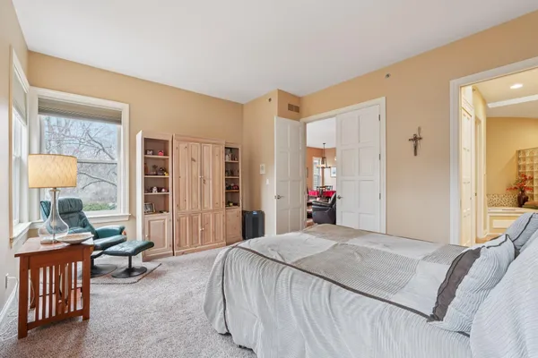 $649,900 | 885 Rocky Point, Unit C, Brookfield, WI 53005