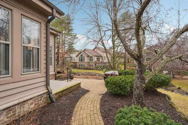 $679,900 | 885 Rocky Point, Unit C, Brookfield, WI 53005