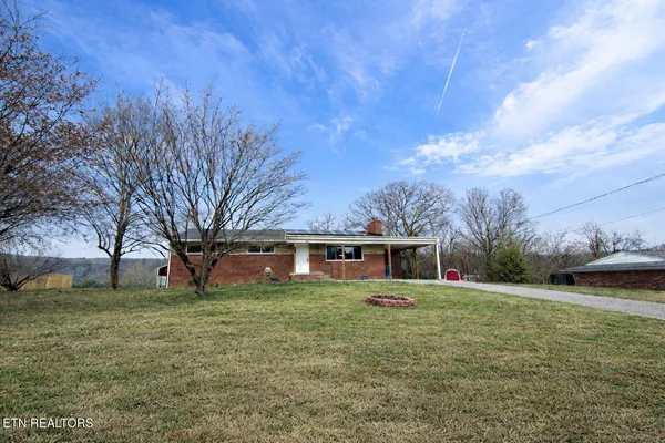 $1,800 | 713 Cooper Avenue, Rockwood, TN 37854