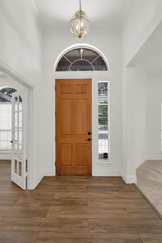 a view of a windows in a room