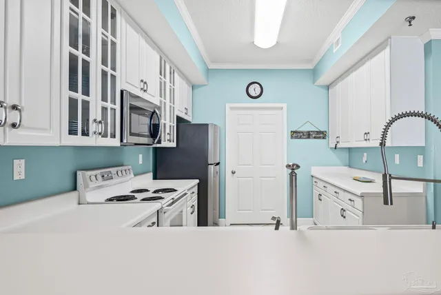 $725,000 | 8525 Gulf Boulevard, Unit 302, Navarre Beach, FL 32566