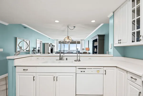 $695,000 | 8525 Gulf Boulevard, Unit 302, Navarre Beach, FL 32566