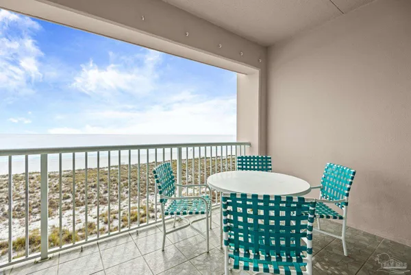 $695,000 | 8525 Gulf Boulevard, Unit 302, Navarre Beach, FL 32566