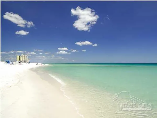 $695,000 | 8525 Gulf Boulevard, Unit 302, Navarre Beach, FL 32566