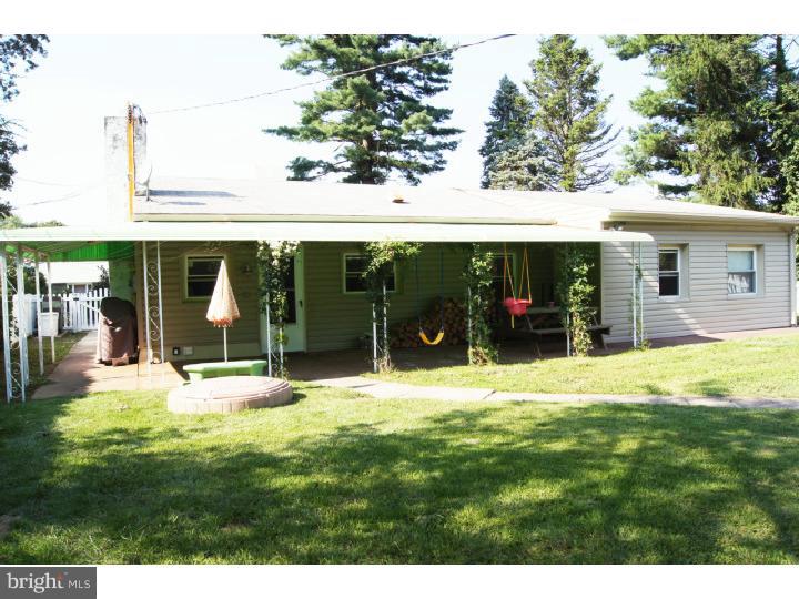 121 Ridgefield Road Newtown Square, PA 19073 - Photo 11 of 14 Exterior Back