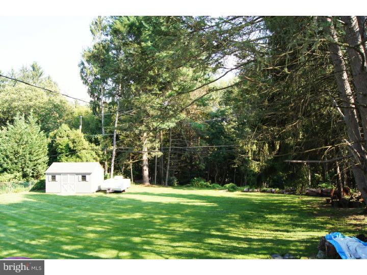 121 Ridgefield Road Newtown Square, PA 19073 - Photo 13 of 14 Back Yard