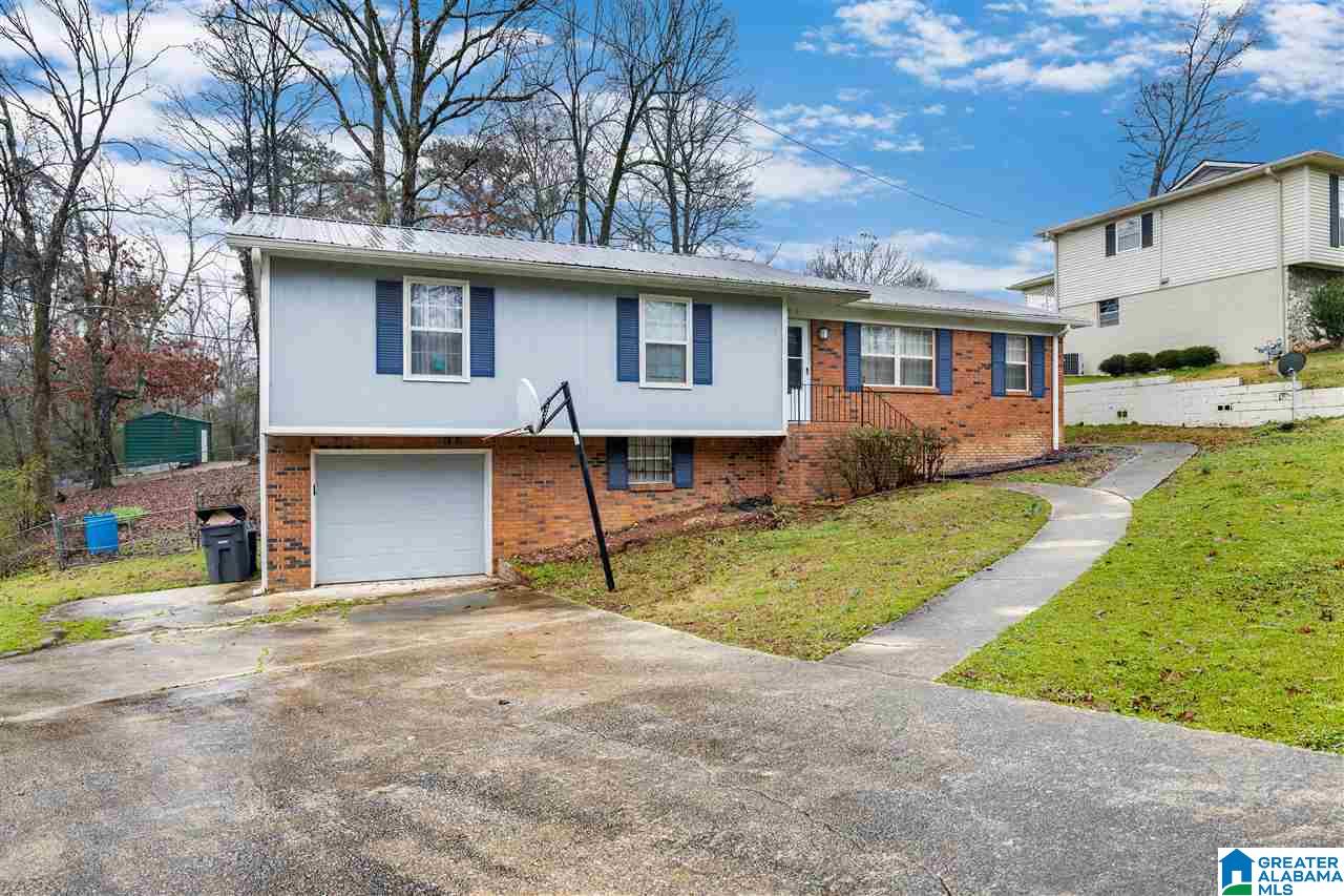 309 26th Court Northwest Birmingham, AL 35215 - Photo 3 of 24