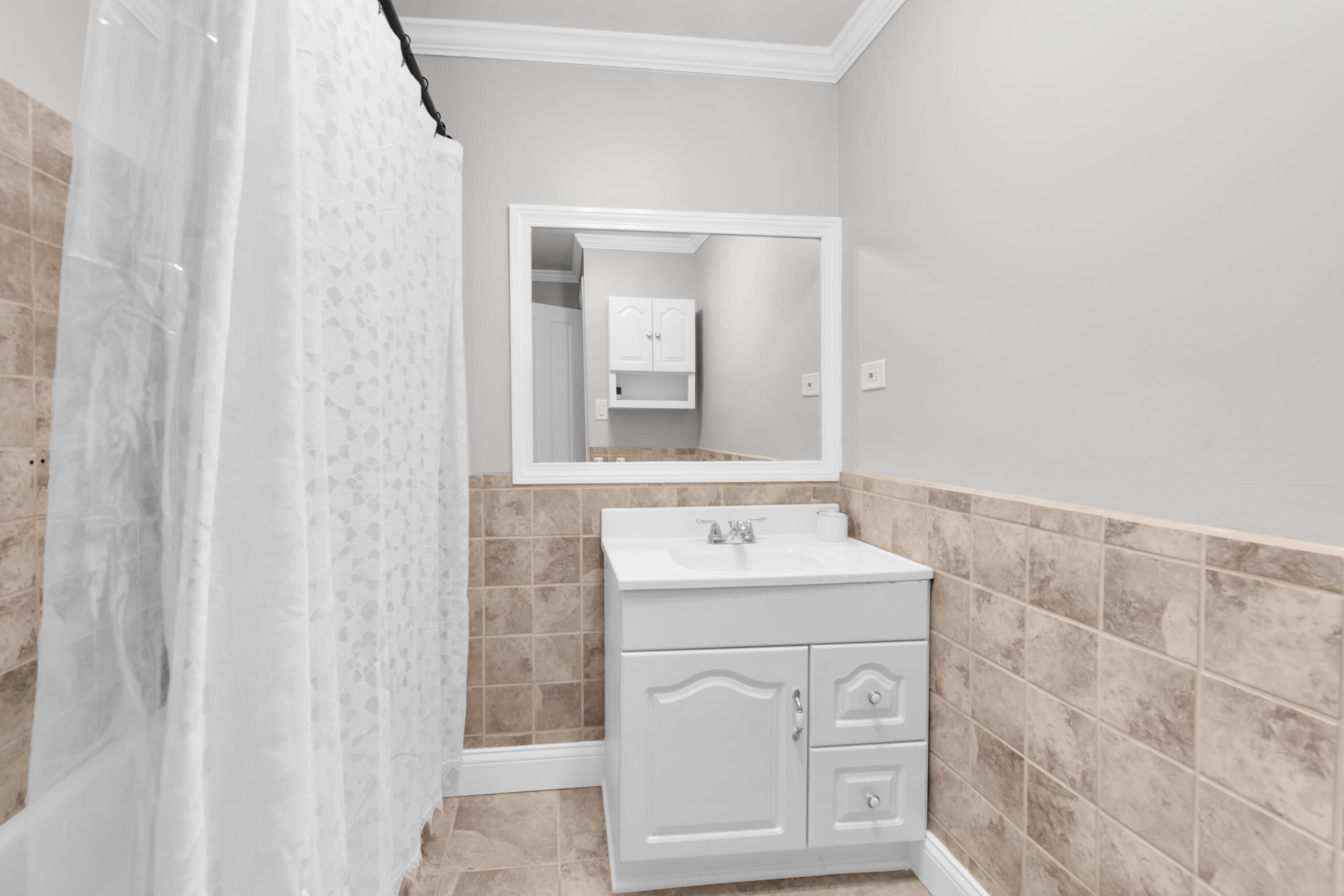 4195 Forest Street Leonard, MI 48367 - Photo 18 of 26 FULL BATH #1