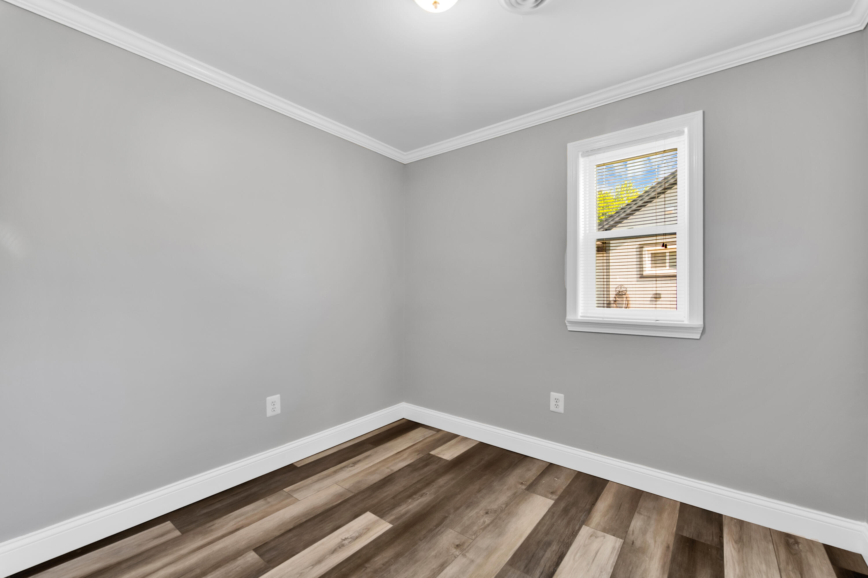 4195 Forest Street Leonard, MI 48367 - Photo 19 of 26 BED #2