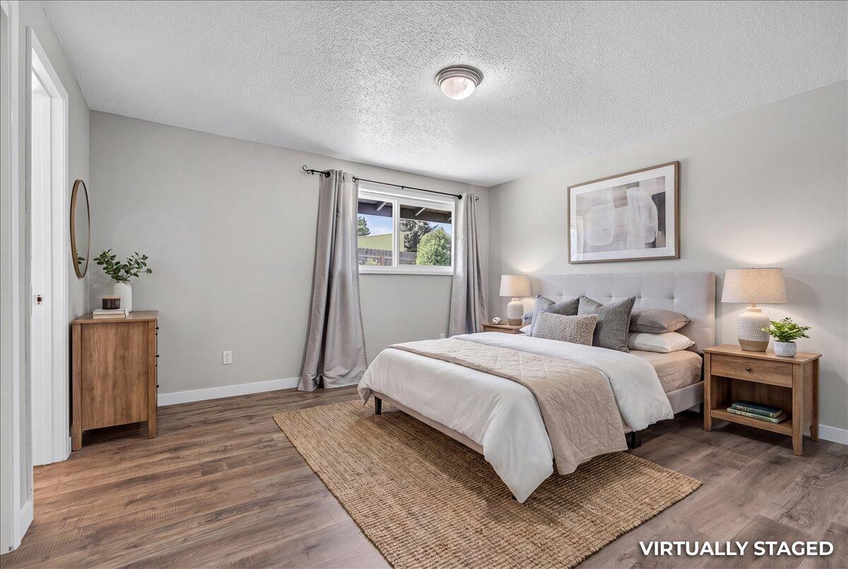 309 North Berkeley Way Medford, OR 97504 - Photo 15 of 32 31-30