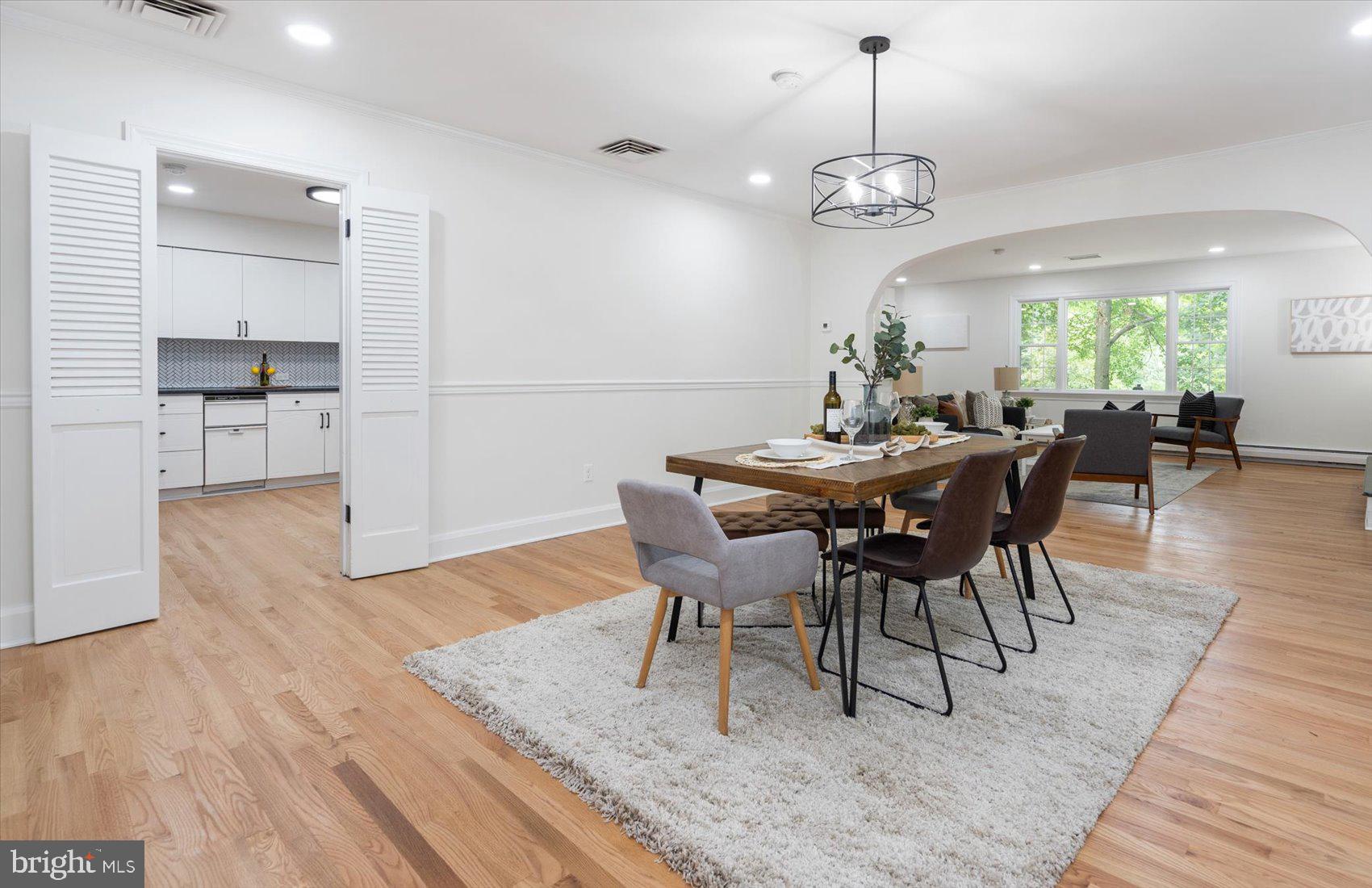 8105 Anita Road Baltimore, MD 21208 - Photo 12 of 77 Dining Room