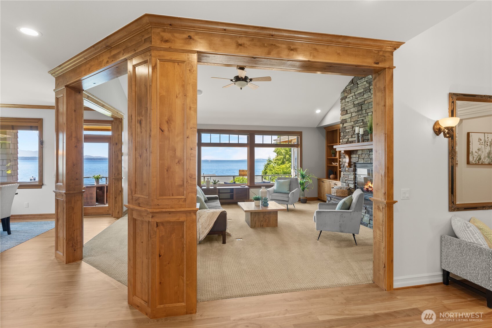 18608 Sound View Place Edmonds, WA 98020 - Photo 7 of 40