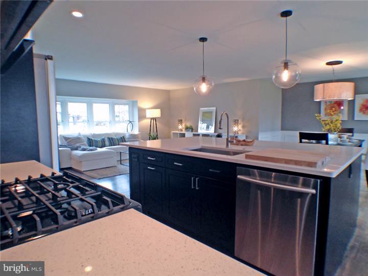 13 Tendring Road Cherry Hill, NJ 08003 - Photo 12 of 24 Kitchen