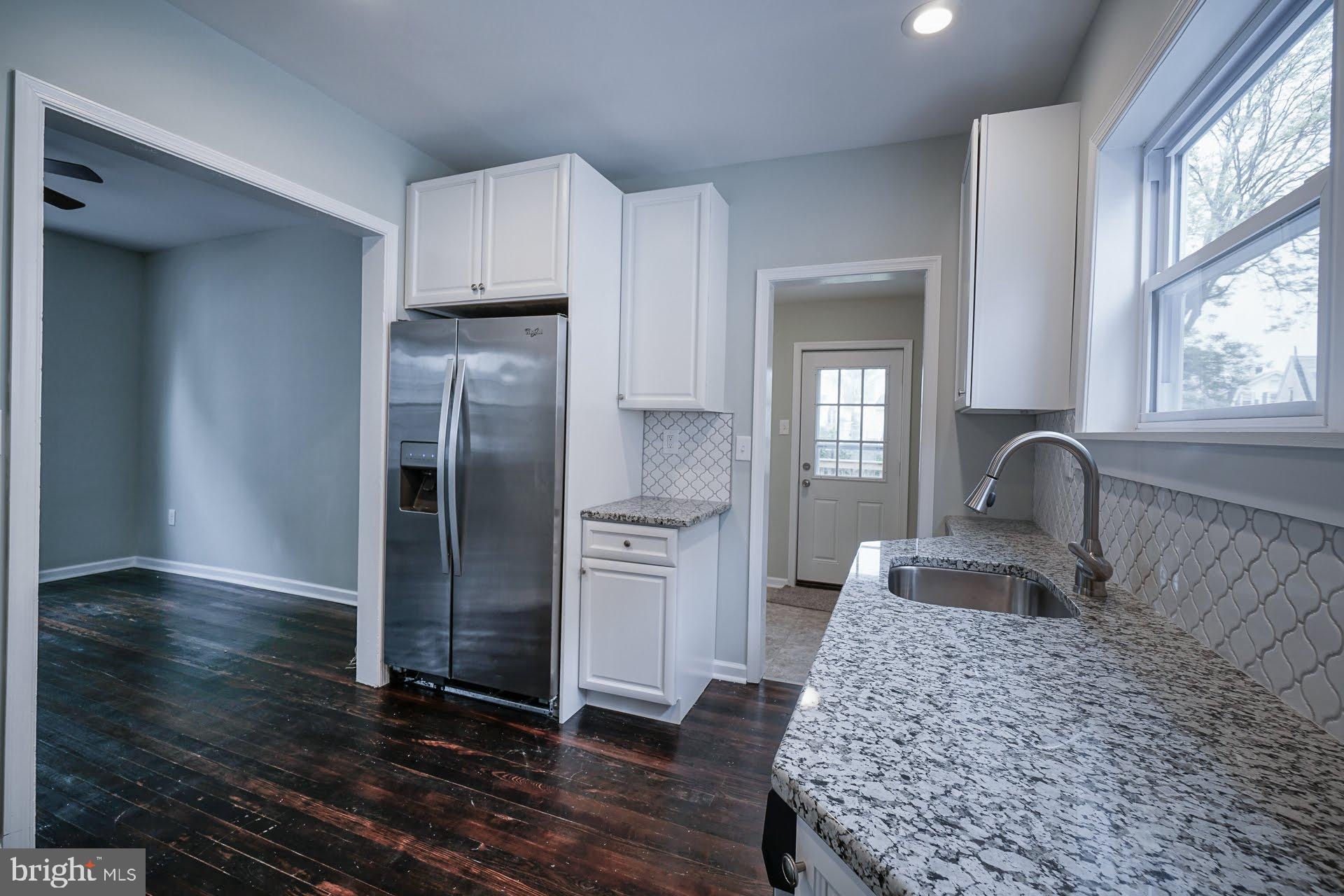 11 West Elbon Road Brookhaven, PA 19015 - Photo 11 of 29 Stainless Appliances Included!