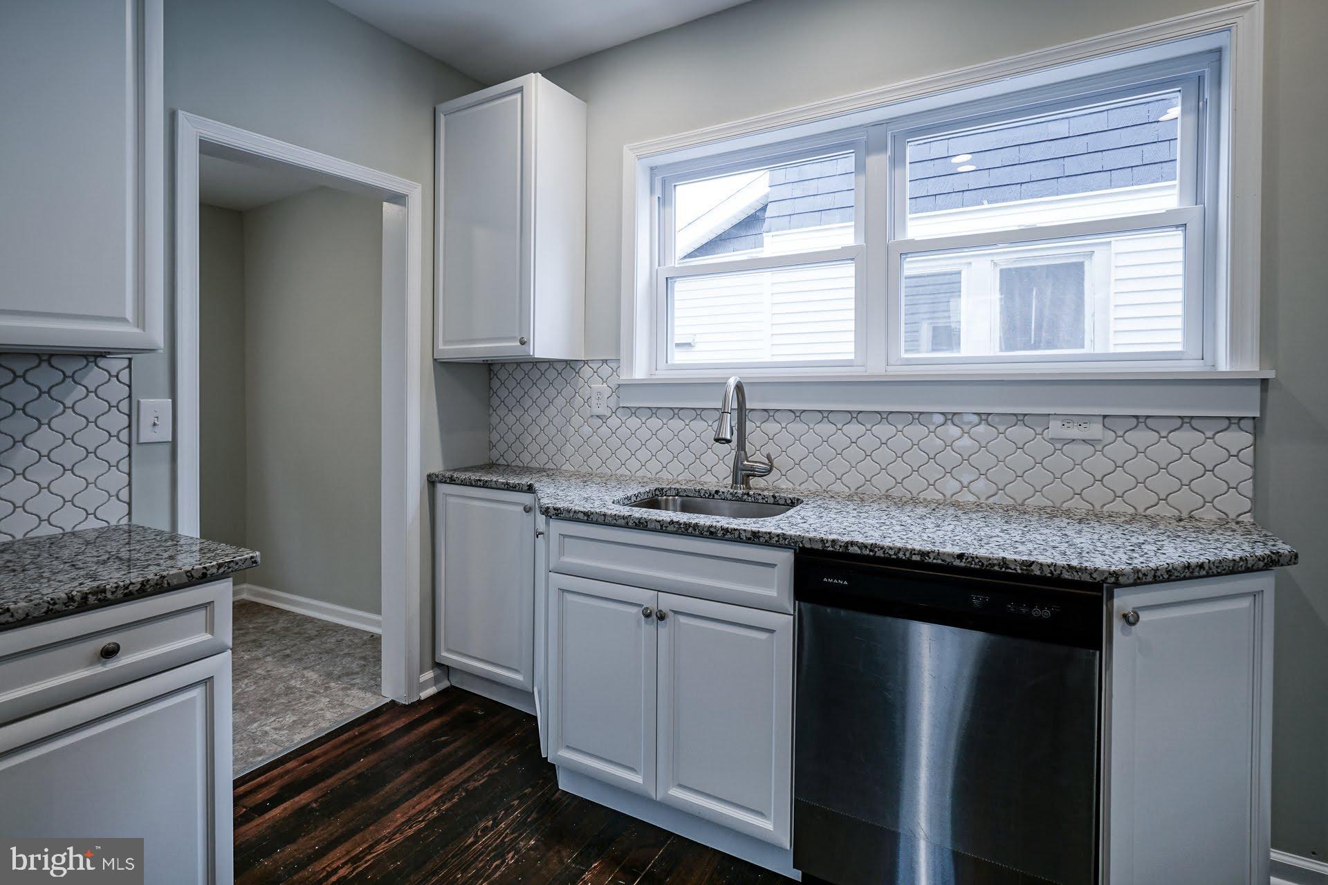 11 West Elbon Road Brookhaven, PA 19015 - Photo 10 of 29 Beautiful Tile work!