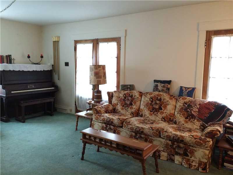 2084 Mercer Road New Brighton, PA 15066 - Photo 3 of 23 Living Room.