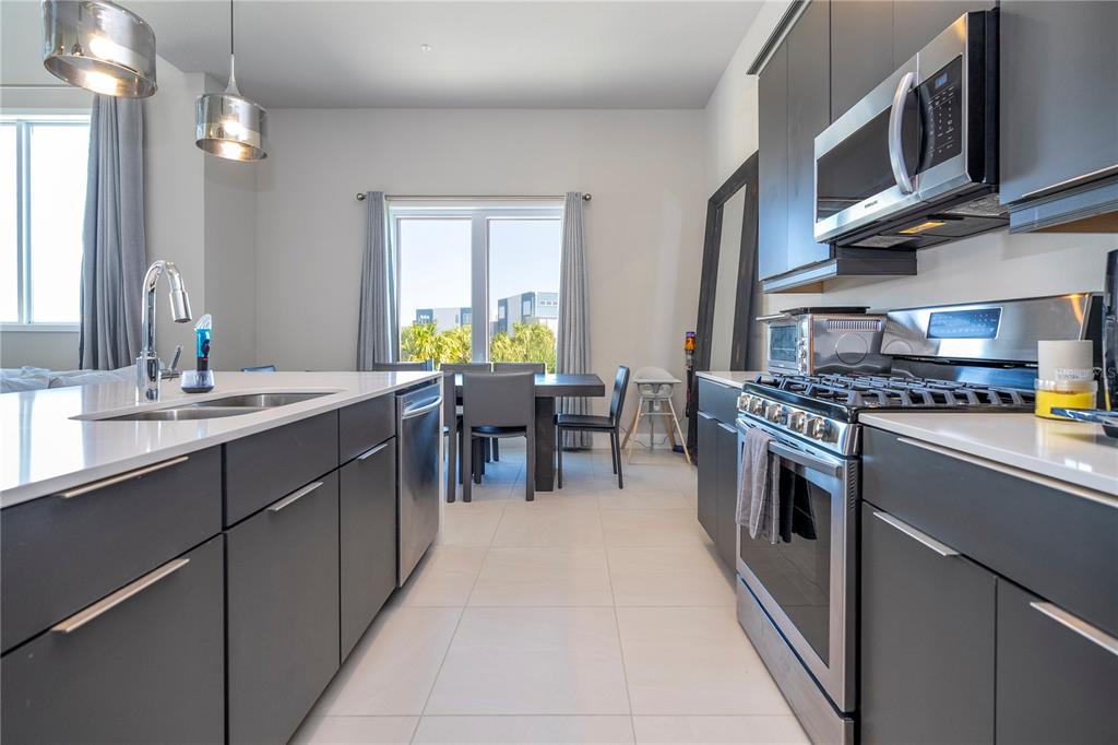 7770 Sandy Ridge Drive, Unit 219 Reunion, FL 34747 - Photo 7 of 90