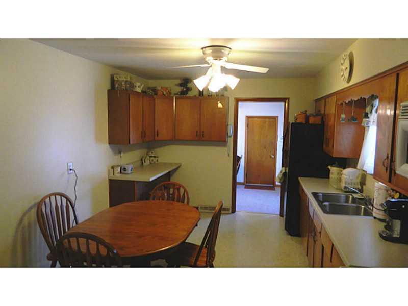 8340 Thompson Road Indianapolis, IN 46239 - Photo 8 of 23 Gallery Image 8